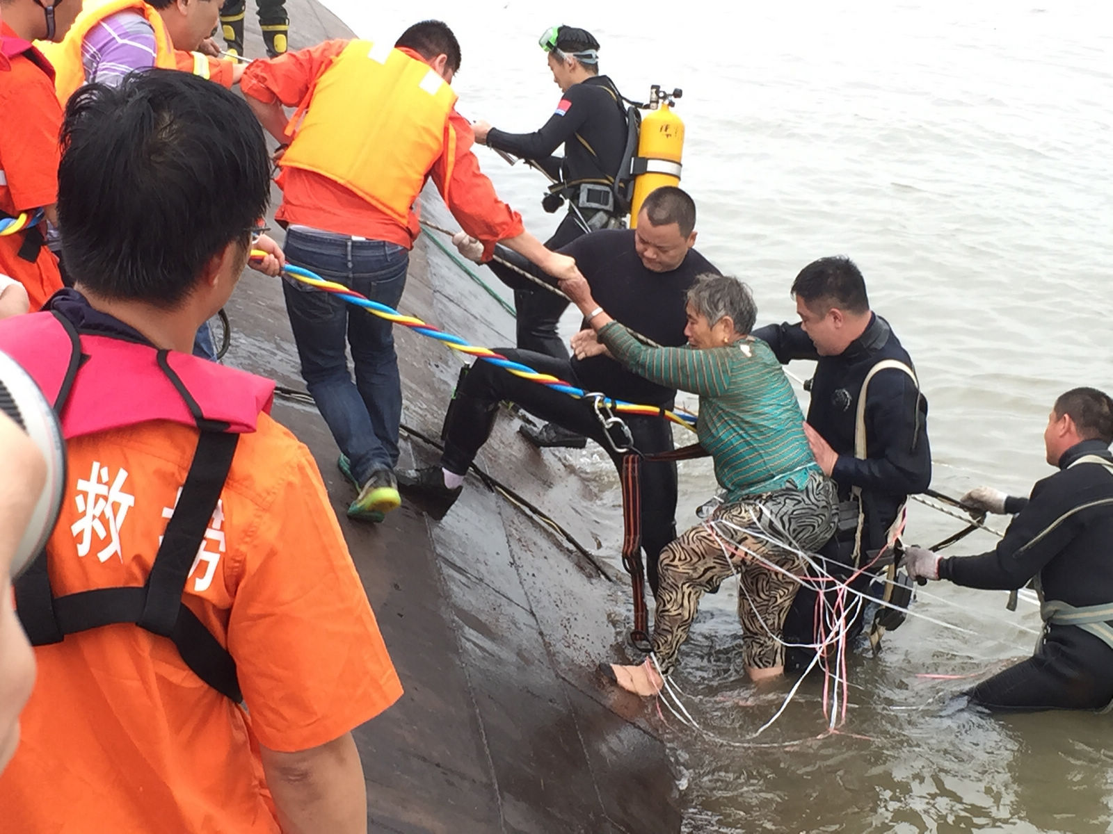 �й��������Ž�������Ӱ��Ʒ һ�Ƚ���Ʒ��ʾ